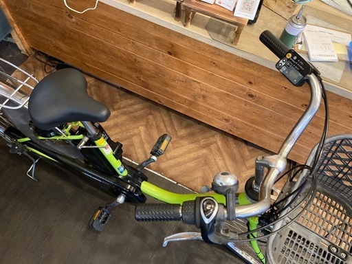 【Panasonic ViVi DX電動アシスト自転車】内装3段　26インチ自転車　ライムグリーン