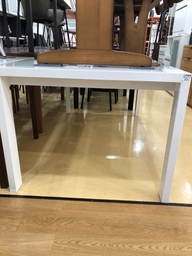 【軽トラック貸出サービス有】　伸縮式ダイニングテーブル　ヨゴレ有　エスベルト　ホワイト　ダイニング調