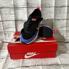 【新品箱有り】NIKE キッズシューズ20cm