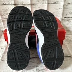 【新品箱有り】NIKE キッズシューズ20cmの画像