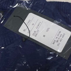 新品タグ付き☆薄手のニットセーターの画像