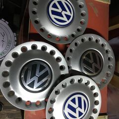 1,000円　ニュービートル用純正ホイールキャップ　4個まとめて