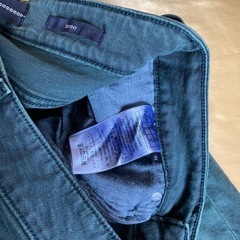 GUESS デニムパンツの画像