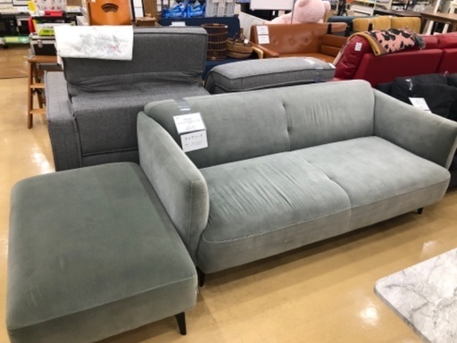 【軽トラック貸出サービス有】BoConcept 2.5人掛けソファー　オットマン付　シミ有　ファブリック　Modena グレー　オットマン脚ネジ欠品有