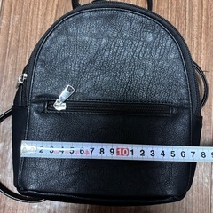 H&M リュックの画像