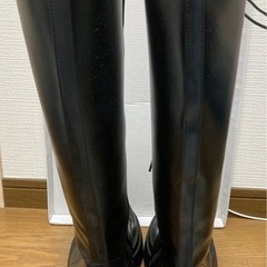 ディブルベーゼ　ロングブーツの画像