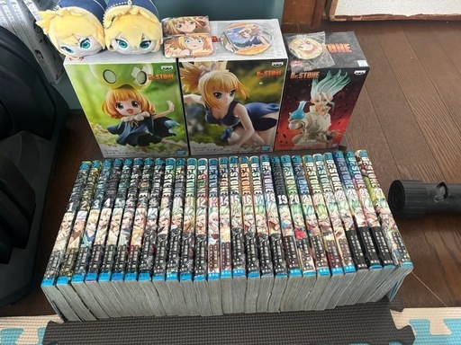 【決まりました】ドクターストーン1〜27巻全巻セットとグッズ、フィギュア等。