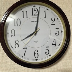 スムーズに動く秒針　時計