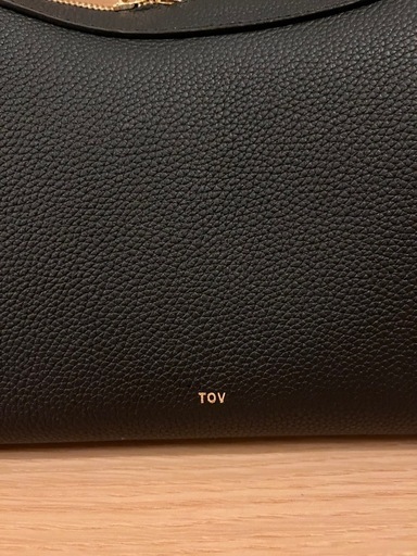 【極美品】TOV トーヴ　ハンドバッグ　黒色　シボレザー