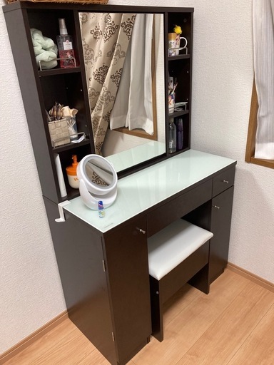 【引渡し決定済】ニトリ　ドレッサー