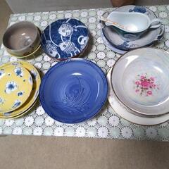 ✳️ふれあい軒下に置いてます❗️ たち吉皿や大鉢等