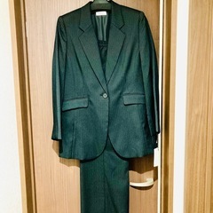 ニッセン秋冬レディースパンツスーツ