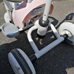 ミニーマウス三輪車の画像