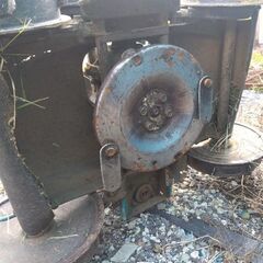 クボタ 自走式草刈機 カルマックス GC-K401EXの画像