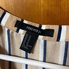 Forever21 トップスの画像