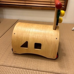 Ed.Inter エド・インター GENI ジェニ のっておして！すくすくウォーカー　定価9900円　幼児　車　おしゃれ　木製　ベビーカーの画像