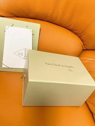 ヴァンクリ ヴァンクリーフアーペル 空箱 空き箱 袋 ボックス ブランド リボン ショッパー ヴァンクリーフ\u0026アーペル