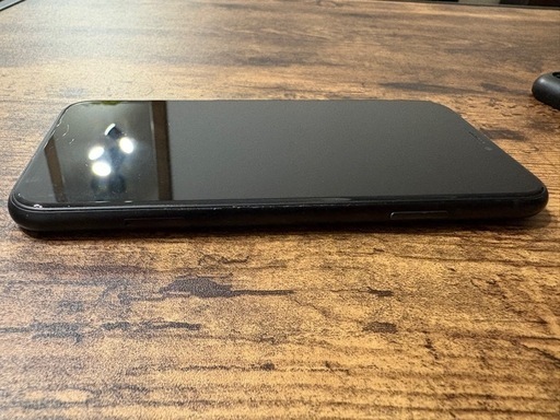 iPhone XR SIMフリー　64GB ブラック