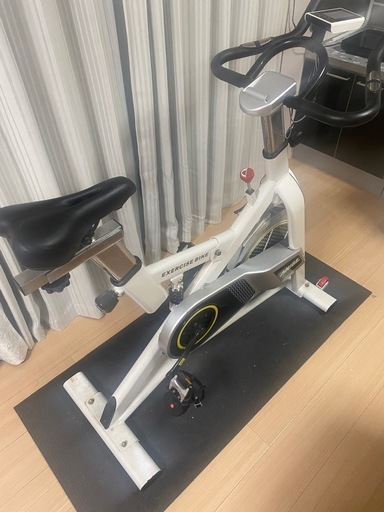 スピンバイク、フィットネスバイク