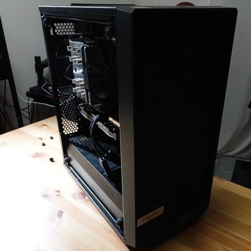 自作ゲーミングPC【Ryzen7 5800x3D×RTX4070ti】