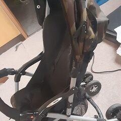 ベビーカー　