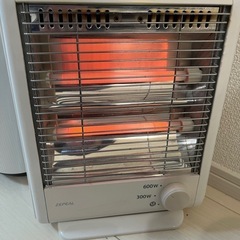 電気ストーブの画像