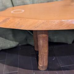 天然木テーブルの画像