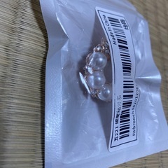 リボン　ブローチの画像