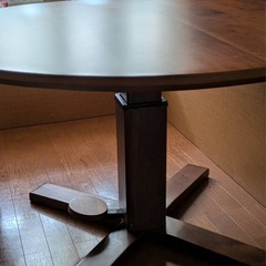 ニトリ　調整式　ダイニングテーブルの画像