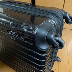 キャリーケース
の画像