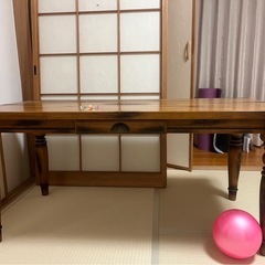 アンティーク　テーブル
