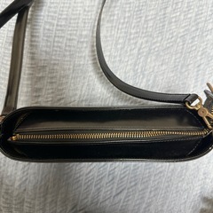 キャサリンハムネット 肩掛け 斜め掛け ショルダー バッグの画像