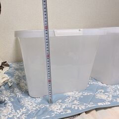 （相談中）収納ボックス キャスター付き 2個 衣装ケース プラスチック 押入れ収納 フタ付き アイリスオーヤマ AA-740E 収納ケースの画像