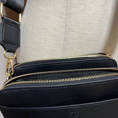 ショルダーバッグの画像