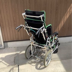 リクライニング車いす ネクストローラーSPⅡ 座面昇降型 介助式