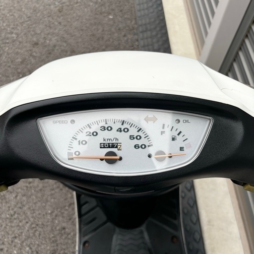 2958.高馬力2スト　ライブディオ（後期）　バッテリー新品、サイスタ　千葉県柏市　即日配送、自走引き取りも可能
