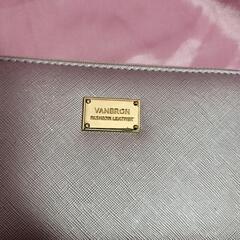 値下げします！レディース長財布新品未使用の画像