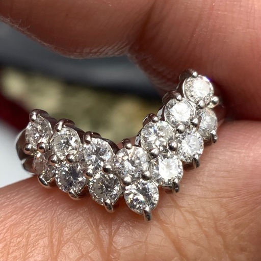 pt900 プラチナ900 V型　ダイヤモンド　リング　5.5g