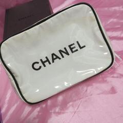CHANELのポーチ