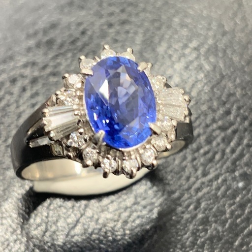 サファイア　リング　pt900 5.5g 約11号