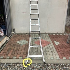 脚立の画像