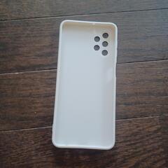 GALAXY A32スマホケースちいかわうさぎの画像