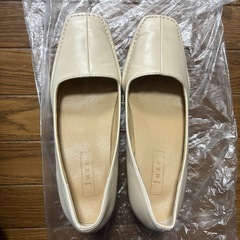 ヒール　パンプス