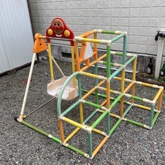アンパンマンの子供用ジャングルジム