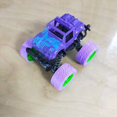 おもちゃのバギーカー