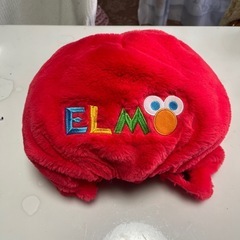 エルモの被り物の画像