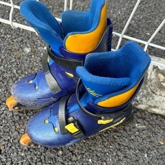 ローラースケート　18-22cmサイズ