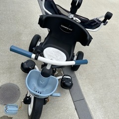 【お譲り先決定】三輪車　コンポフィットネス　限定デニムカラー