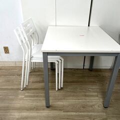 【無人引取】⑧机1＆椅子3脚セット：ワークデスク＋スタッキングチ...