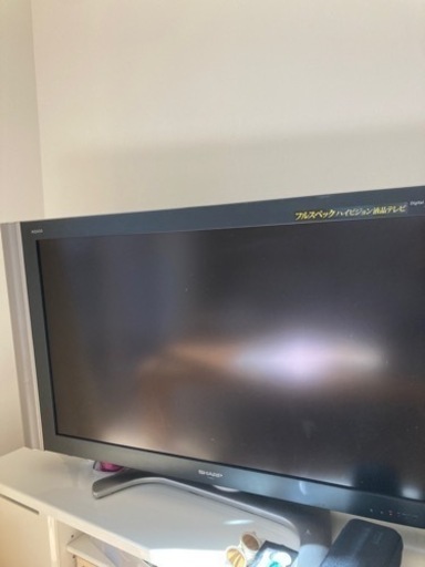 シャープ　ハイビジョン液晶テレビ